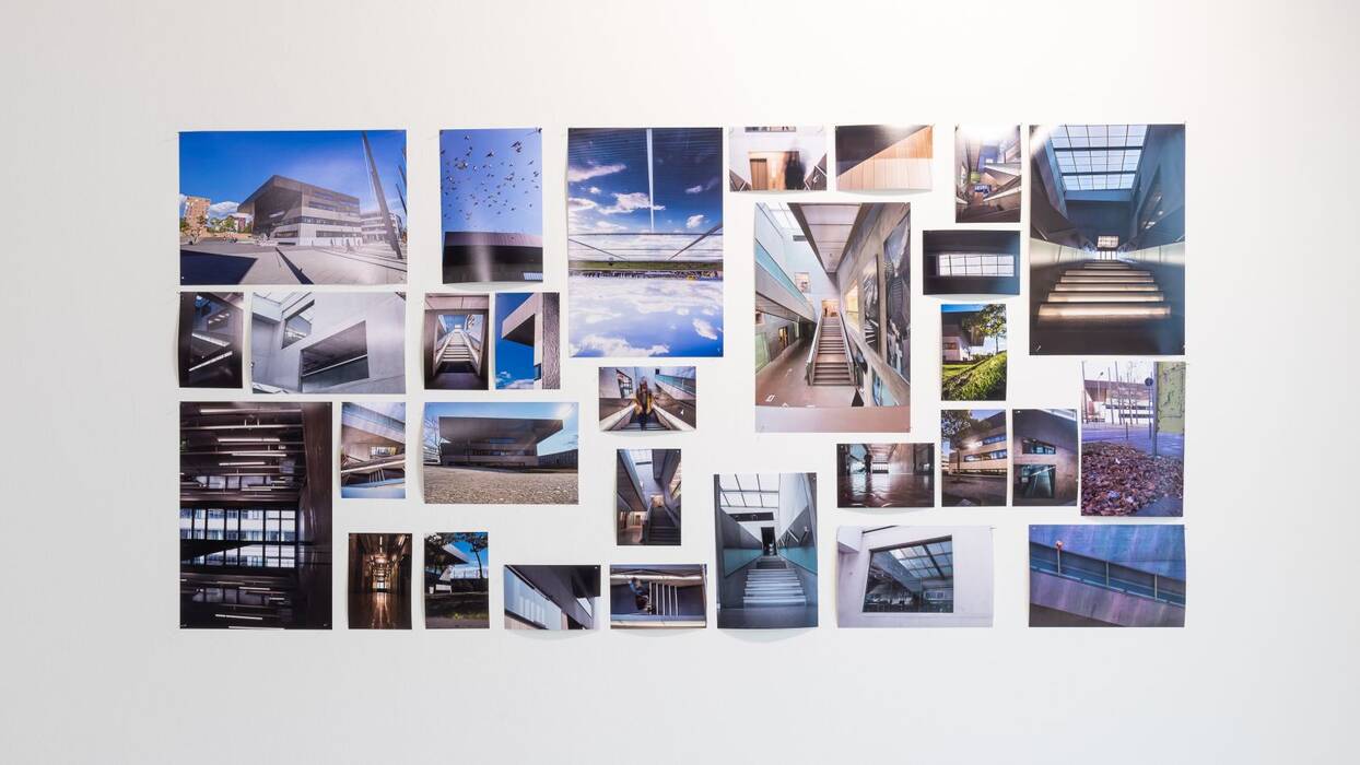 Spurensuche, Aufnahmen aus den Foto-Workshops mit Jaimee Moses. Einzelne Detailfotos des Stadthauses bilden ein Rechteck.